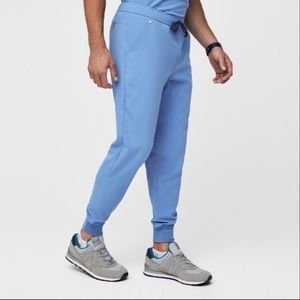 FIGS Men’s MEDIUM Tansen™ Jogger Scrub Pants in Ceil Blue